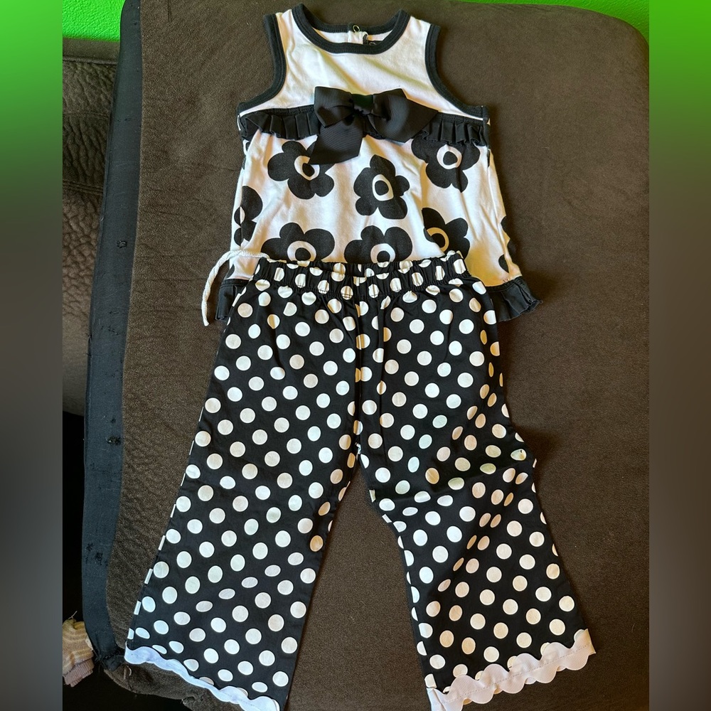 Girls Two Piece Outfit